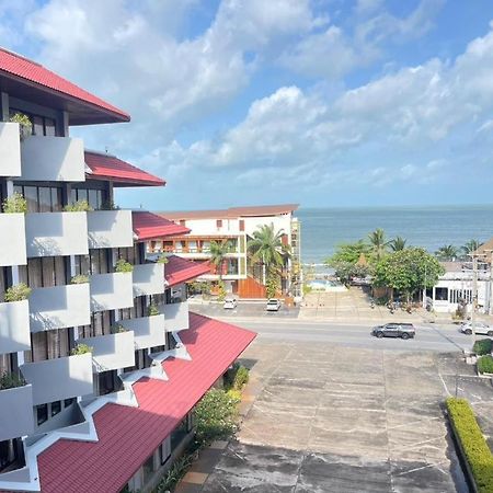Supar Royal Beach Hotel Khanom Exterior foto