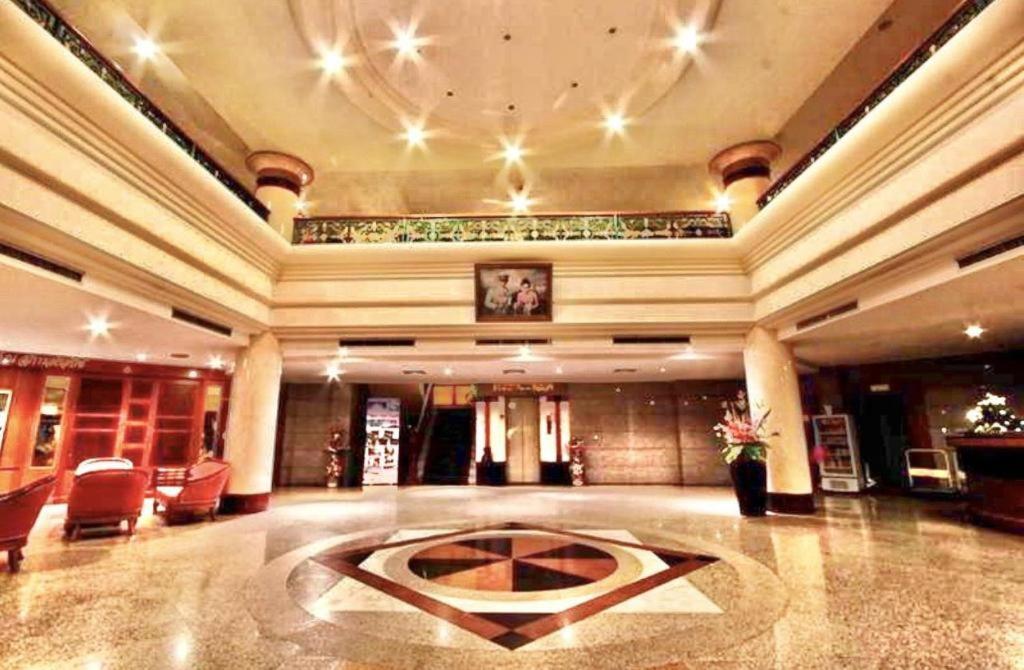 Supar Royal Beach Hotel Khanom Exterior foto