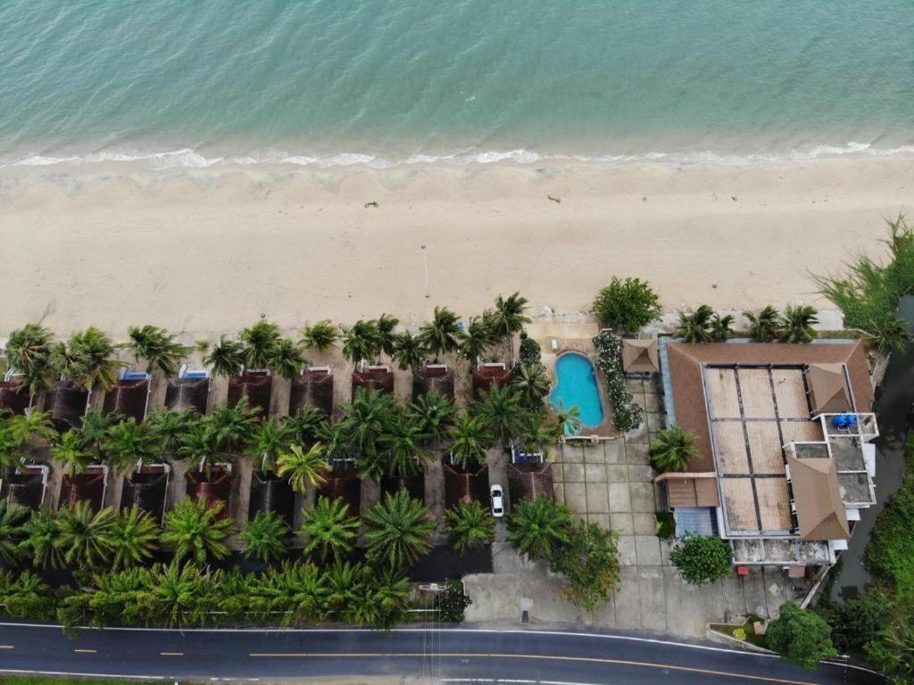 Supar Royal Beach Hotel Khanom Exterior foto