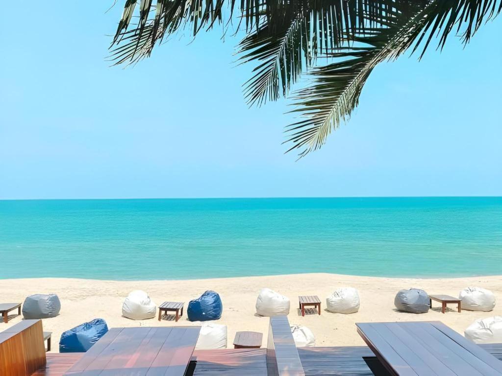 Supar Royal Beach Hotel Khanom Exterior foto