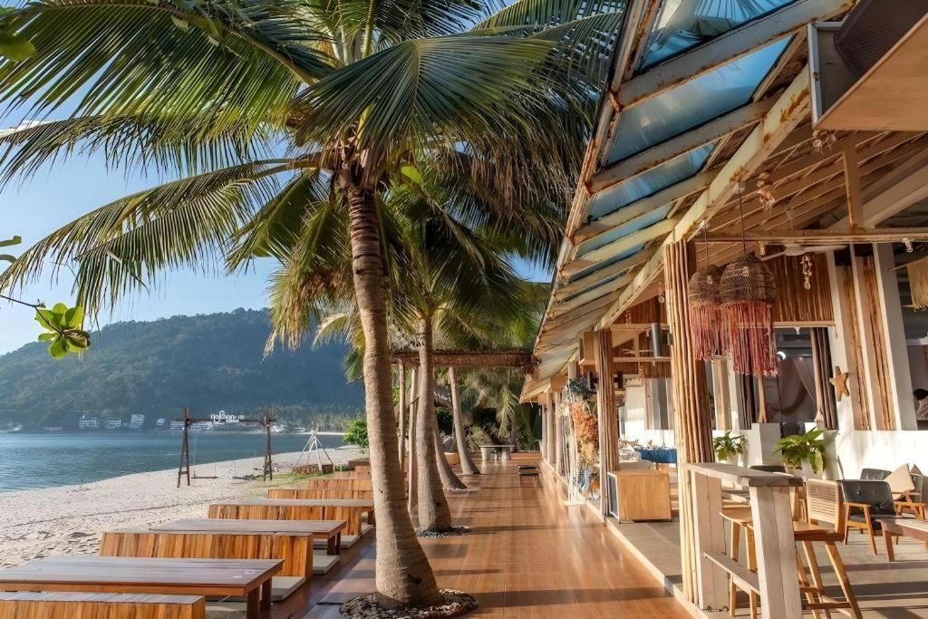 Supar Royal Beach Hotel Khanom Exterior foto